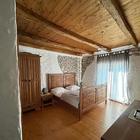 Marica Gaj * Grude